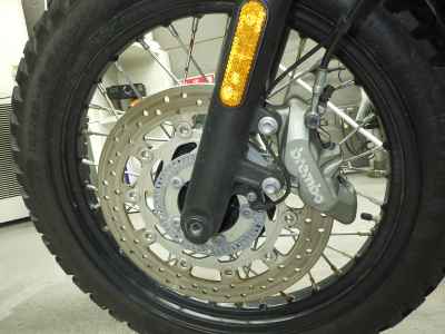 Triumph Street Scrambler 2023