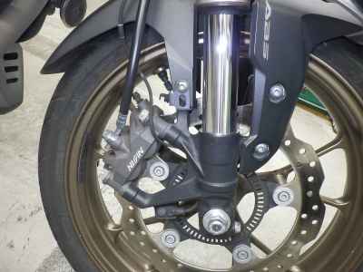 Honda CB250R 2019