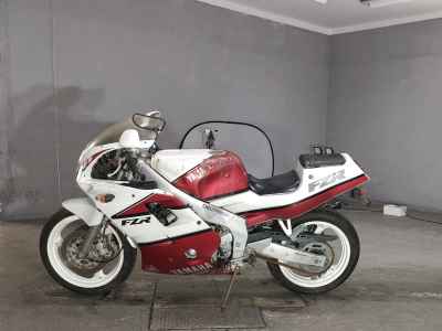 Yamaha FZR250R