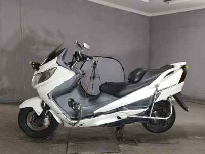 Suzuki Skywave 400