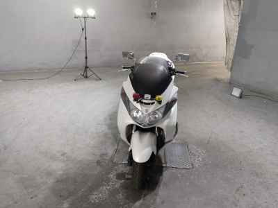 Suzuki Skywave 400