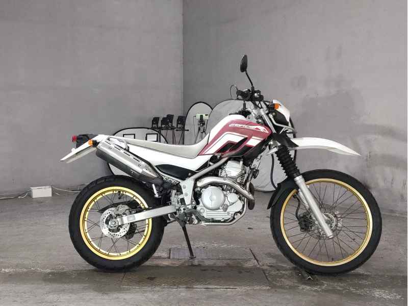 Yamaha XT250 Serow