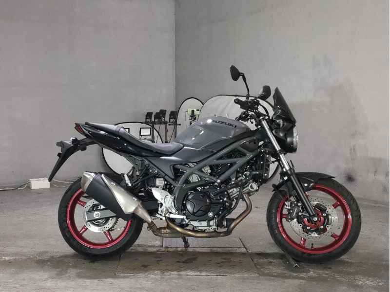 Suzuki SV650 2023