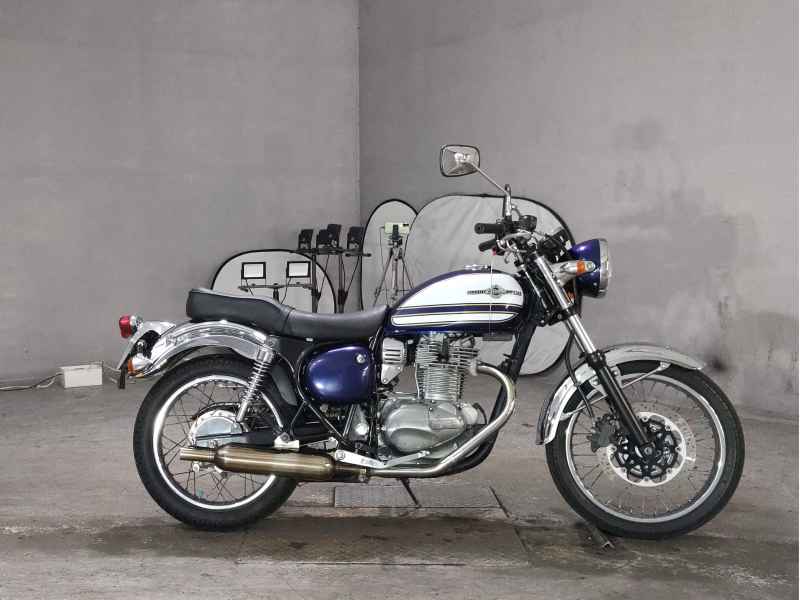 Kawasaki Estrella