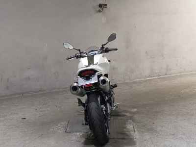 Ducati Monster 696 2010