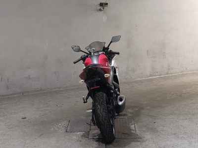 Yamaha YZF-R25