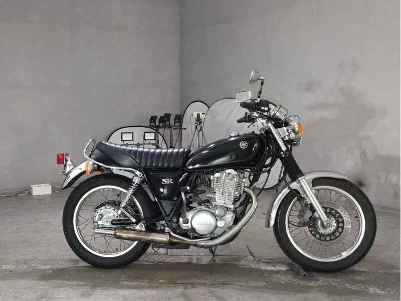 Yamaha SR400 2010