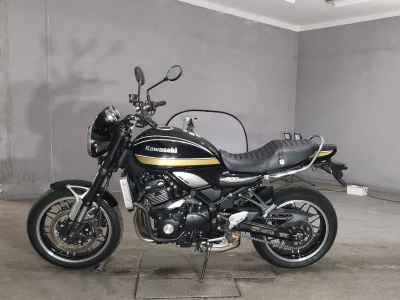 Kawasaki Z900RS 2022