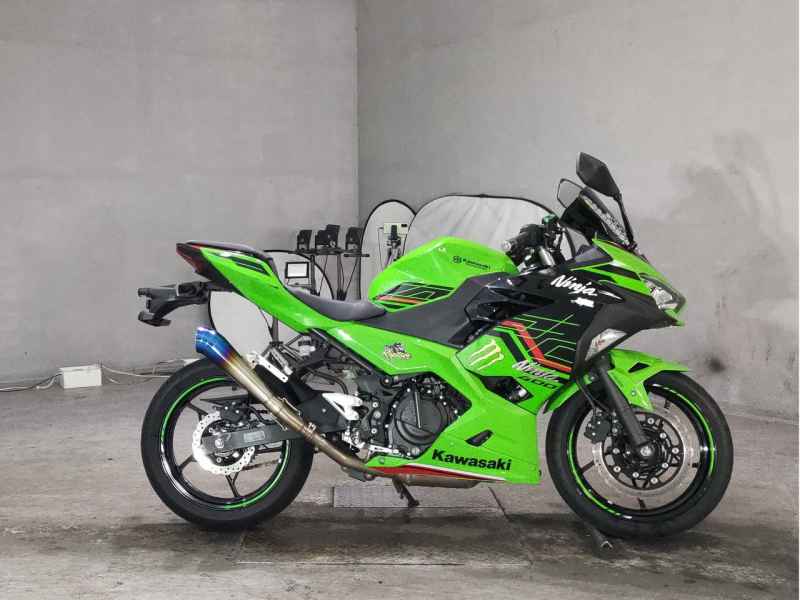 Kawasaki Ninja 400 2024