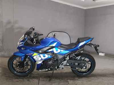 Suzuki GSX250R