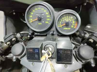 Kawasaki GPZ750F