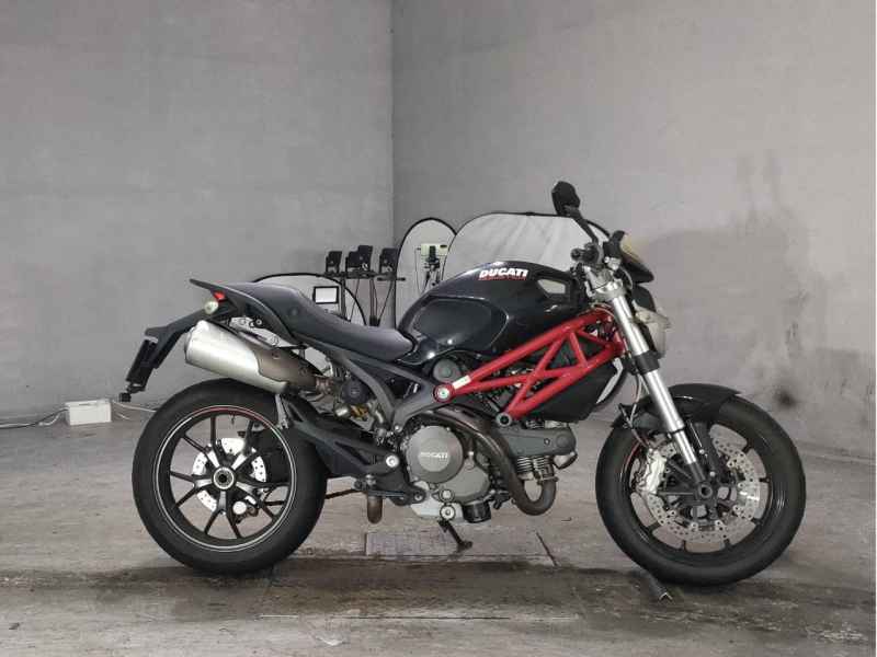 Ducati Monster 796 2011