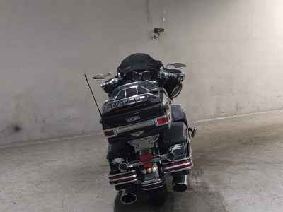 Harley-Davidson Electra Glide FLHTCUI1450 2005
