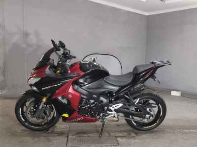 Suzuki GSX-S1000F 2017