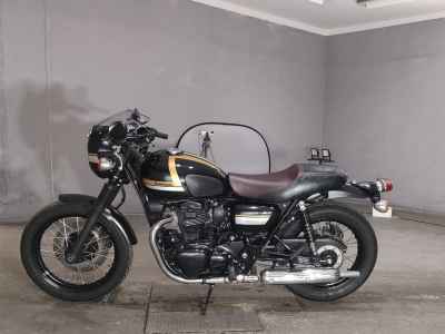 Kawasaki W800 2022