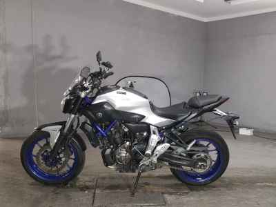 Yamaha MT-07 2015