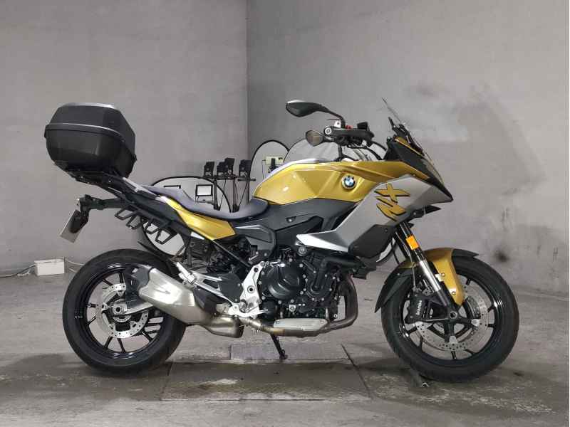 BMW F900XR 2021