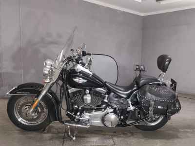 Harley-Davidson Deluxe FLSTN1580 2013