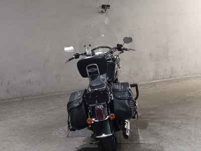 Harley-Davidson Deluxe FLSTN1580 2013