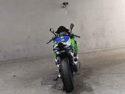 Kawasaki Ninja ZX-4RR 2024