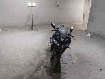 Yamaha YZF-R25