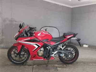Honda CBR400R 2019