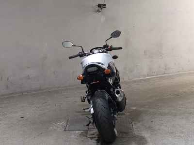 Suzuki GSR750 2015