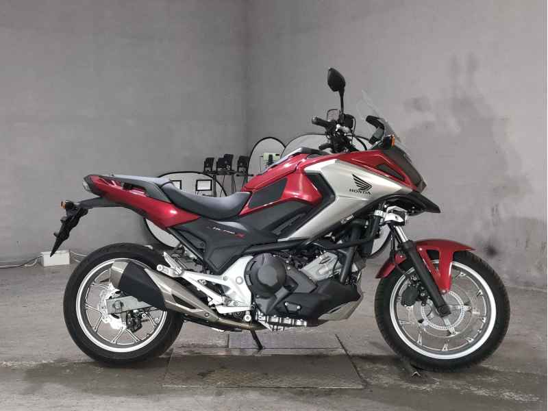 Honda NC750X DCT 2017