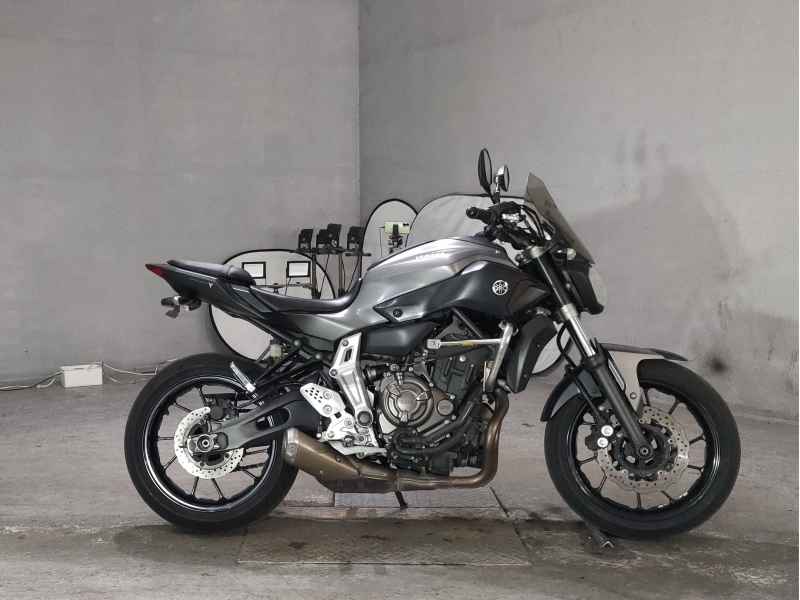 Yamaha MT-07 2015