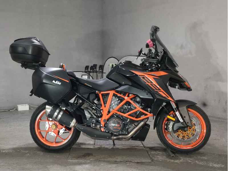 KTM 1290 Super Duke GT 2021