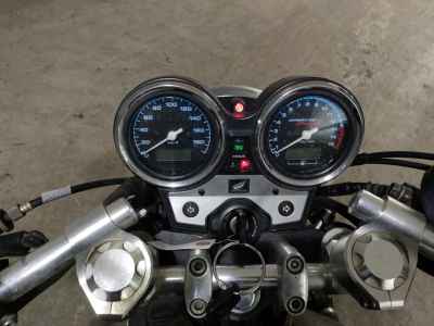 Honda CB400SFV