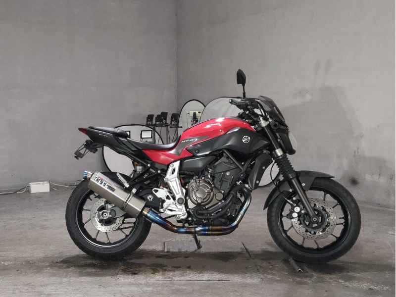 Yamaha MT-07 2015