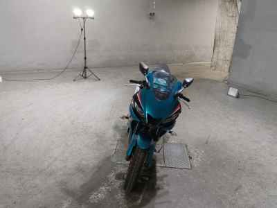 Yamaha YZF-R25