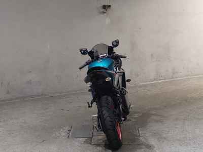 Yamaha YZF-R25