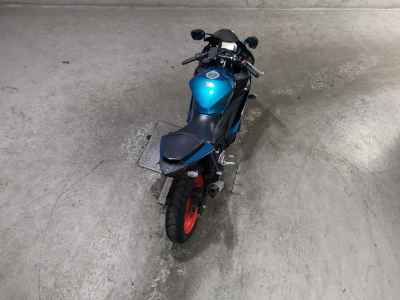 Yamaha YZF-R25