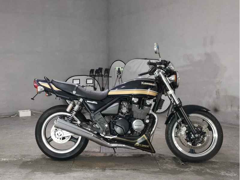 Kawasaki Zephyr 400 2009