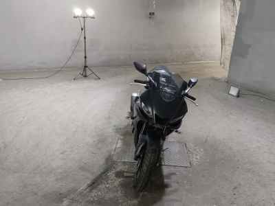 Yamaha YZF-R25 2021