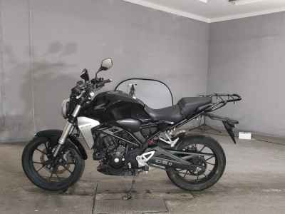 Honda CB250R 2018