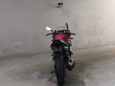 Suzuki GSX250R