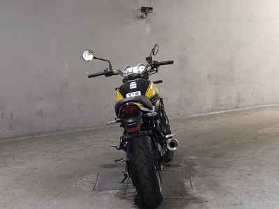 Kawasaki Z900RS 2023