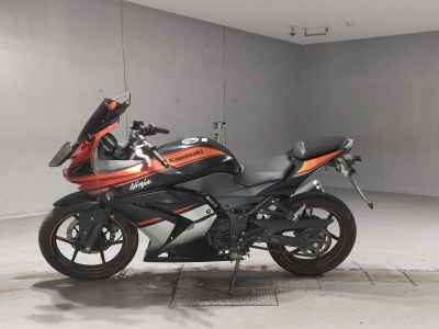 Kawasaki Ninja 250R 2012