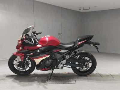 Suzuki GSX250R