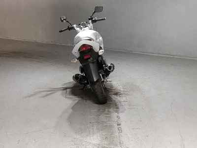Suzuki GSR250