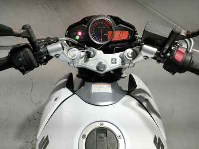 Suzuki GSR250