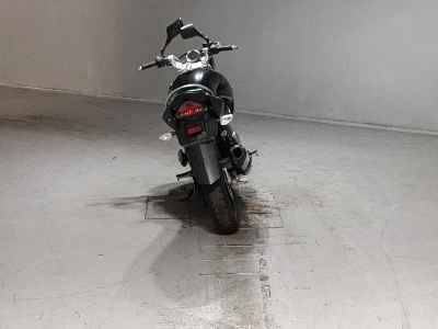 Suzuki GSR250