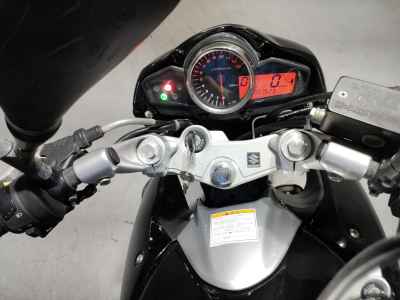 Suzuki GSR250