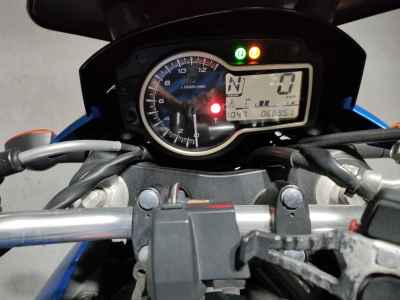 Suzuki GSR750 2013