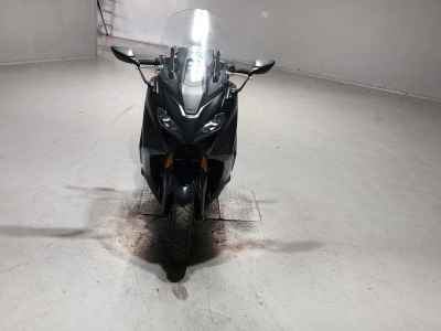 Yamaha TMAX 560 2024