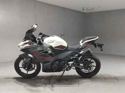 Kawasaki Ninja 400 2024