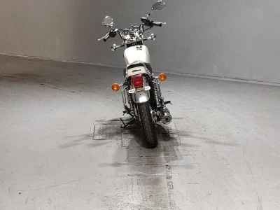Yamaha SR400 2016